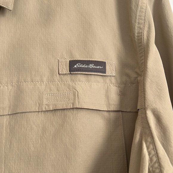 button down - Picture 2 of 4